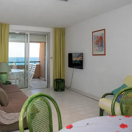 Appartamento Location T2 Au Lavandou, Et Parking Privé, Pour 4 Pers - Fr-1-803-47 *